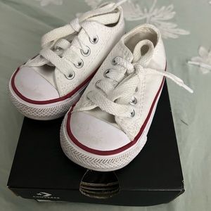 Infant converse size 3